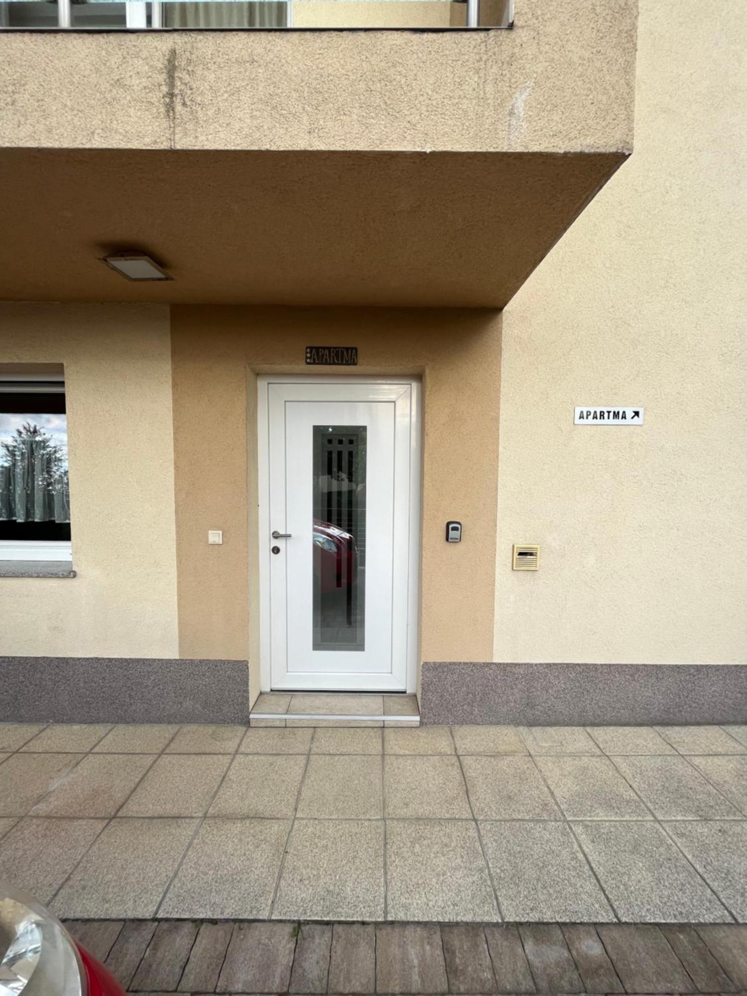 Apartma Azurre Postojna Exteriér fotografie